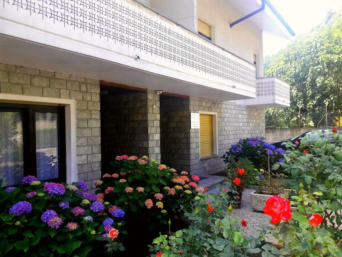 Holiday home Casa Vacanze Santa Perpetua Tirano